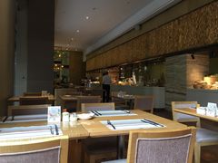 -威珀斯酒店·珀萃美食餐厅 | 海鲜刺身·现烤生蚝·特色烤肉