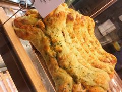 -奈雪的茶(青岛卓悦里INTOWN店)