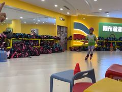 -阿布溜溜·轮滑(21世纪太阳城店)