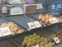 面包甜点陈列柜-月枫堂(长春这有山店)