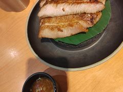 烟熏黑石猪颈肉-simply thai天泰(美罗城店)