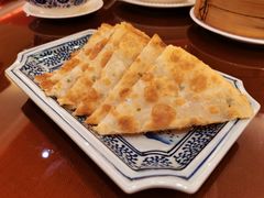 -广州中心皇冠假日酒店·百粤楼