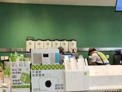 -奈雪的茶(优特汇店)
