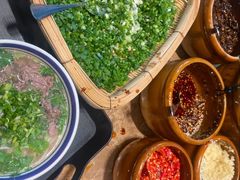 -云阿蛮云南生烫牛肉米线(奉贤路店)