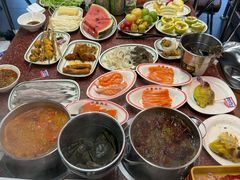 -四囍码头海鲜烧烤自助火锅(外滩南京东路悦荟广场店)