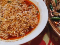 -柏合黄记豆腐皮饭店
