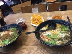 -桂在香知桂林米粉(红博中央公园店)