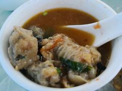 -巩本明鱼屋子