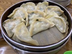 -金城包子牛肉灌汤包(台东四路店)