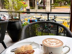 -Peet's 皮爷咖啡(东湖路手作店)