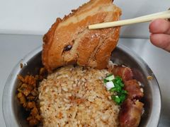 -梁阿婆廿年老牌扣肉糯米饭