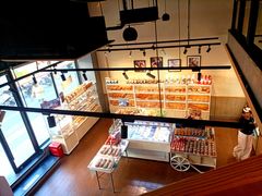-85度C(生甜甜圈研究工坊·上海局门店)