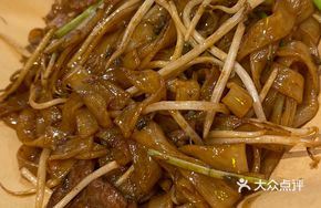 香锅腊味炒河粉