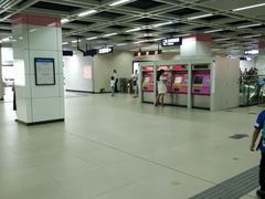 -螃蟹岬(地铁站)