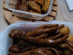 -洪氏嗨捞·广东猪肚鸡·椰子鸡火锅(西咸万象城店)