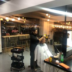 -Moyue HAIR SALON