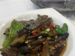 -江城燕子大排档(江汉路步行街店)