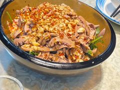 -昱龙大盆牛蛙馆(三兴街总店)