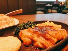 -萨莉亚(巴黎春天成山店)