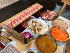 -卤校长重庆火锅(国兴店)