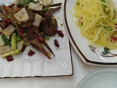 -老鄞江清水龙虾•赵赵家(江北店)