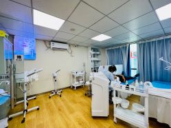 -蕾特恩专业祛痘