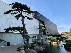 -罗红摄影艺术馆