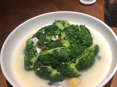 -渝半城经典川粤菜(重庆天地店)