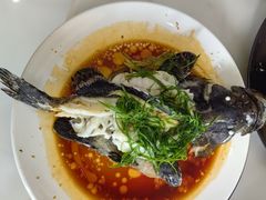 -覃记海鲜美食餐厅