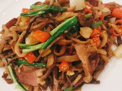 干锅鲜茶树菇-天外天烤鸭店(八角店)