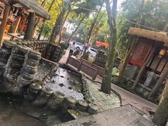 -土砂锅生态山庄·非遗砂锅雅鱼