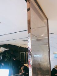 -罗亚帝造型·烫发染发