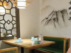 -偶屋里钵少爷(时代广场店)