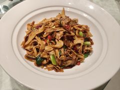 -小隐院子·庭院餐厅(大学城后湖店)