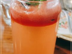 -304/BRUNCHRESTAURANT