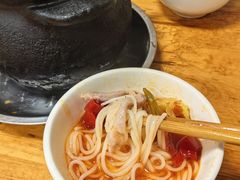 -李记特色罐罐米线(重庆中环大厦店)