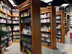 -西西弗书店&矢量咖啡(凯德晶萃广场店)