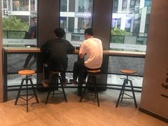 -瑞幸咖啡(三里屯SOHO-6号楼店)