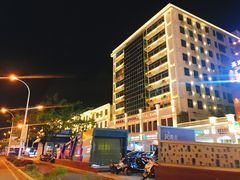 -解放路步行街                
