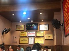 -谢老五跷脚牛肉·非遗传承店