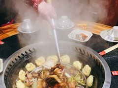 -屈夫人地锅鸡(南充店)