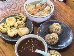 -鑫震源·苏式大虾生煎(山塘街店)