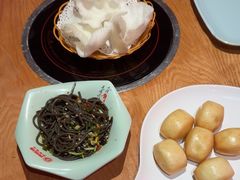-何师傅美蛙鱼头(汉街店)