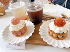 -VERIE BAKEHOUSE