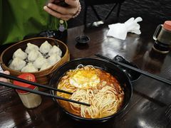 招牌辣肉面-上味馆南翔小笼(真金路店)