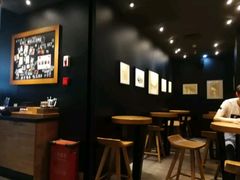 大堂-星巴克(无锡东方商厦店)