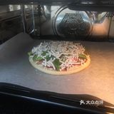实诚儿的披萨！料多多的[加油]