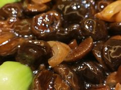 花菇焖海参-雅和生态渔庄·宜城锅巴饭(龙灵山公园店)