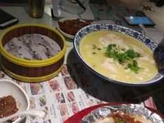-雍哲港式餐厅(现代广场店)