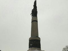 -人民防洪胜利纪念塔